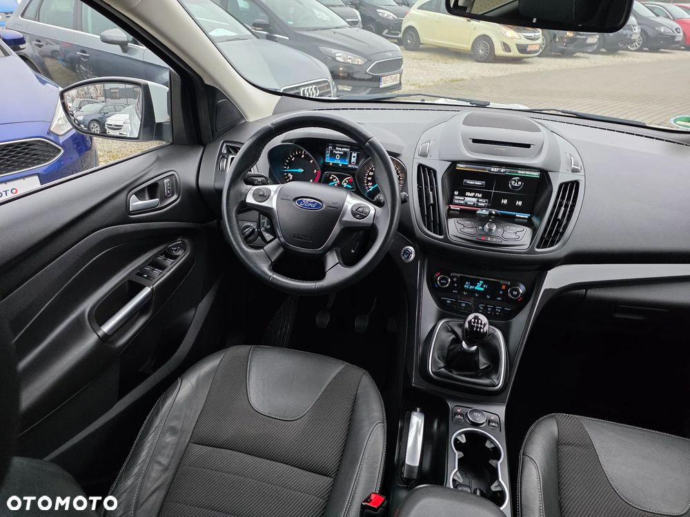 Ford Kuga 2.0 TDCi 4x2 Titanium - 30