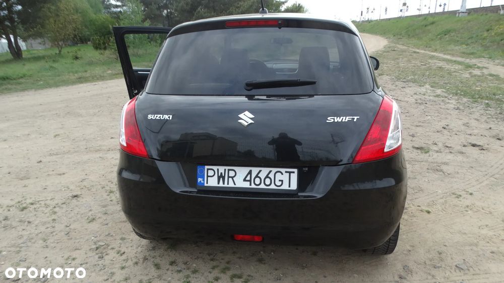 Suzuki Swift 1.2 Premium - 4