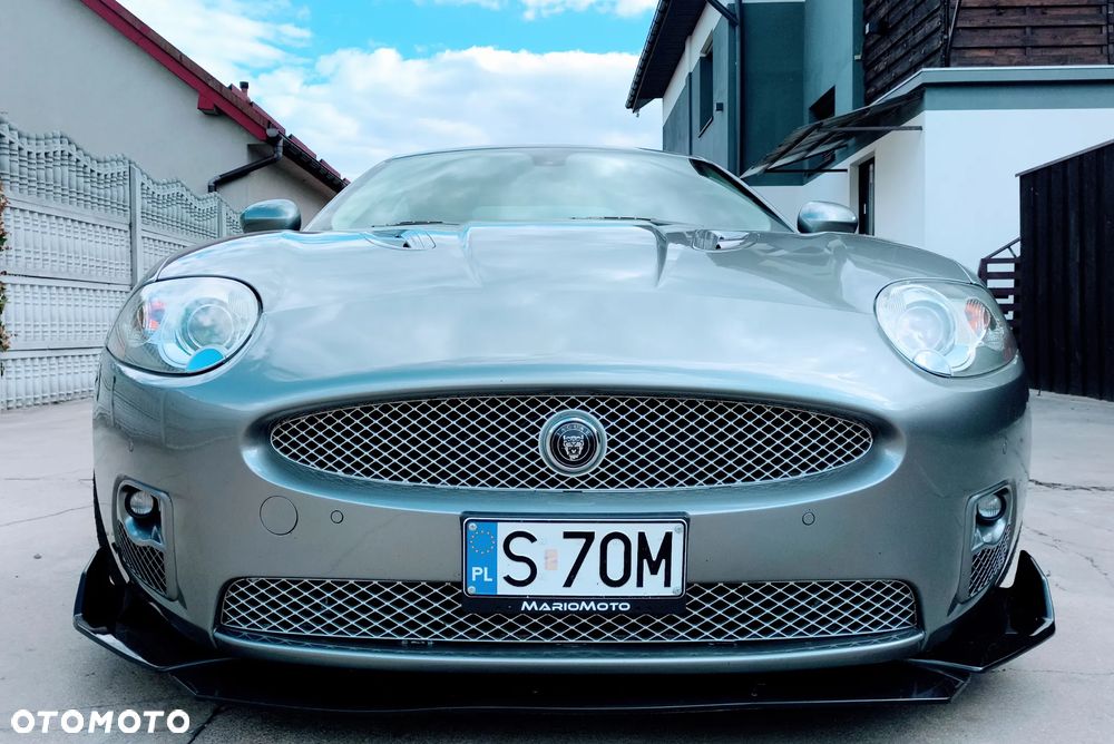 Jaguar XK XKR - 4
