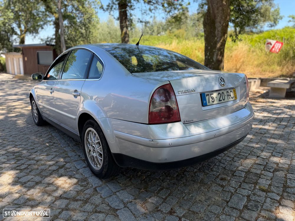 VW Passat 1.9 TDi Confortline - 5