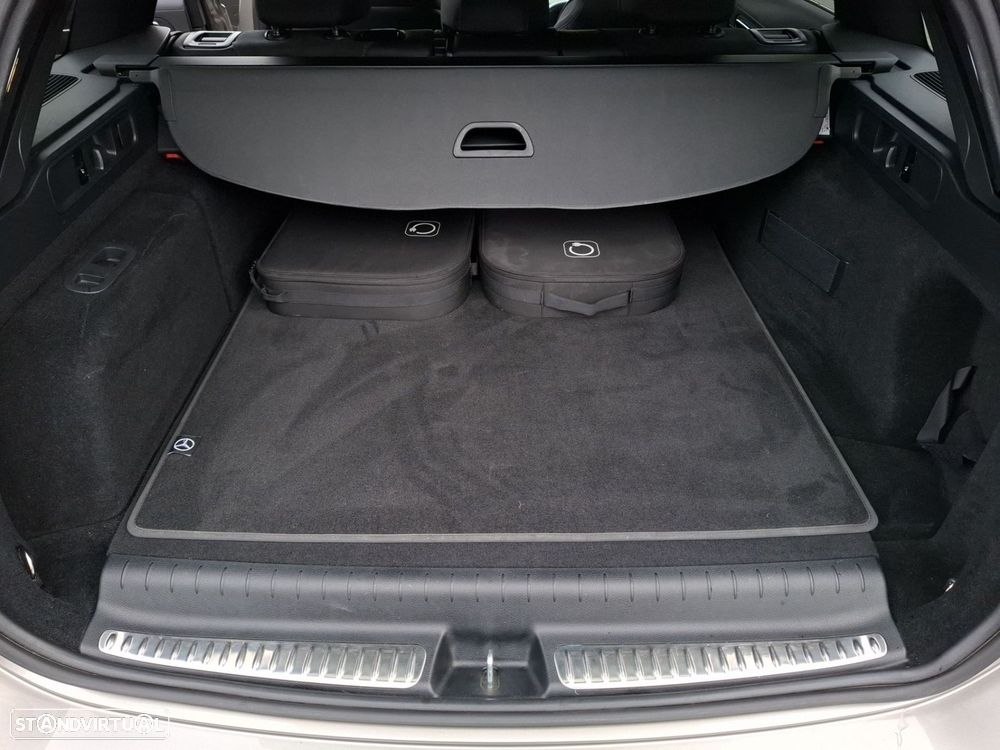 Mercedes-Benz C 300 de AMG Line - 26