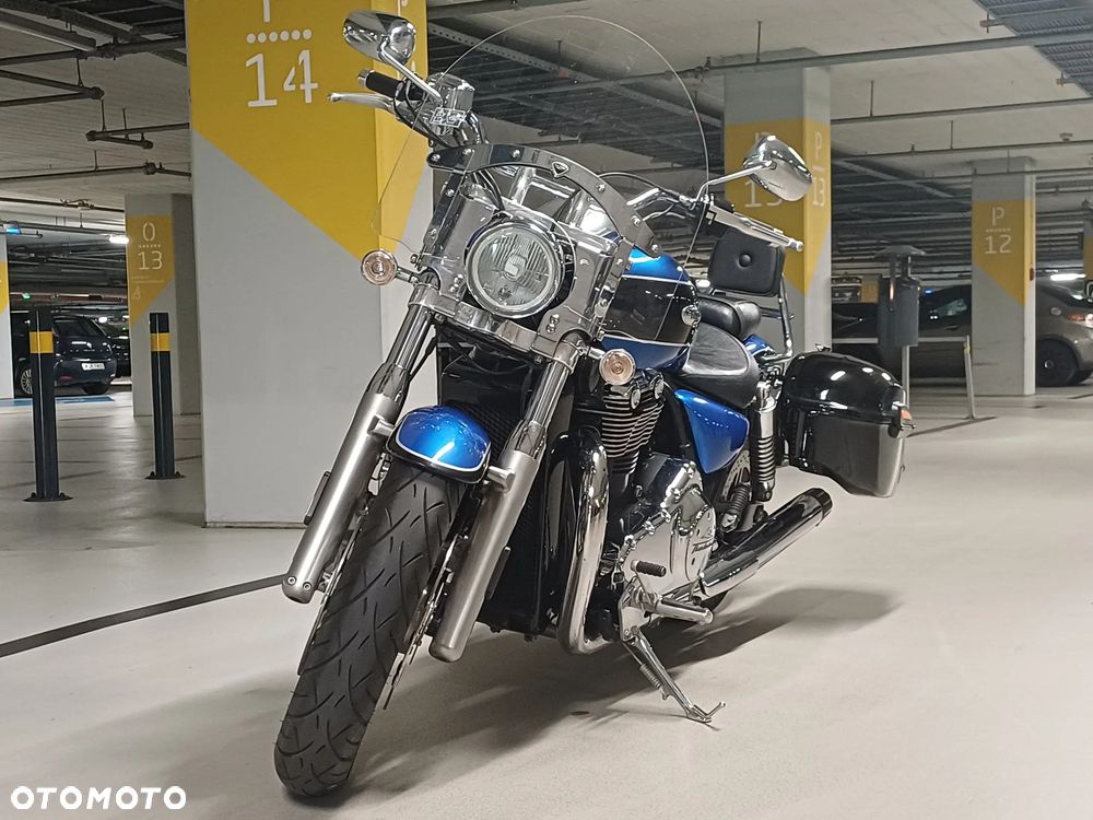 Triumph Thunderbird - 15
