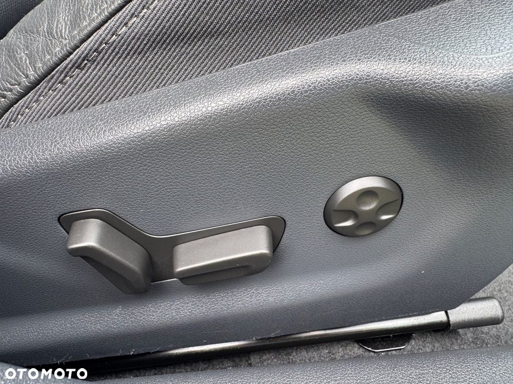 Peugeot 508 BlueHDi 180 EAT6 Stop&Start Allure - 19