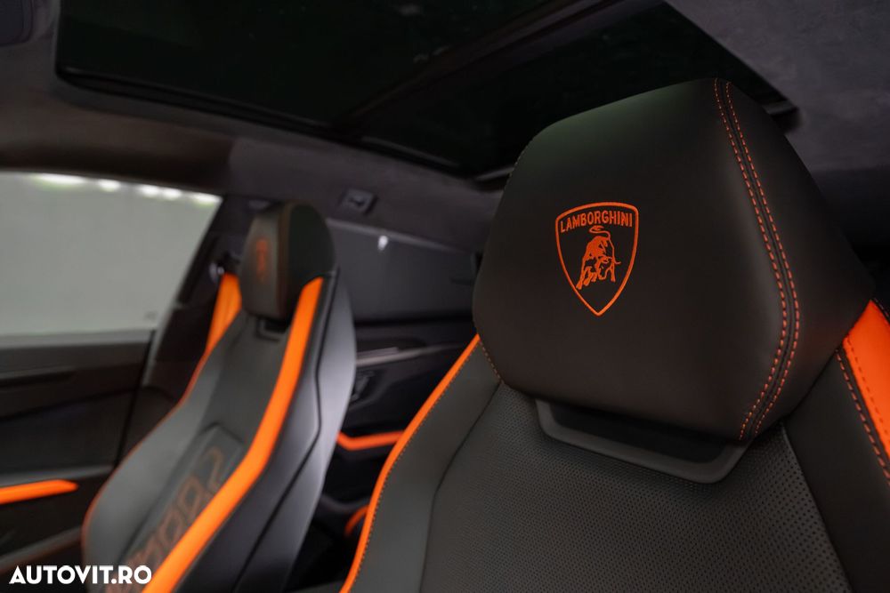 Lamborghini URUS - 28