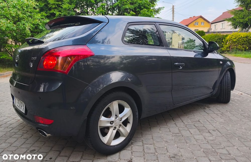 Kia Ceed 1.6 Crdi Comfort + - 3