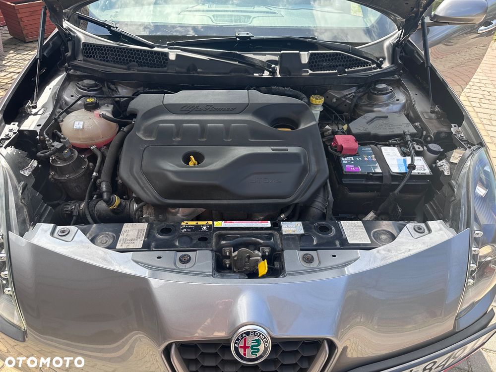 Alfa Romeo Giulietta 1.6 JTDM - 9