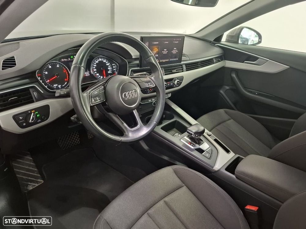 Audi A4 Avant 30 TDI Advanced S tronic - 11