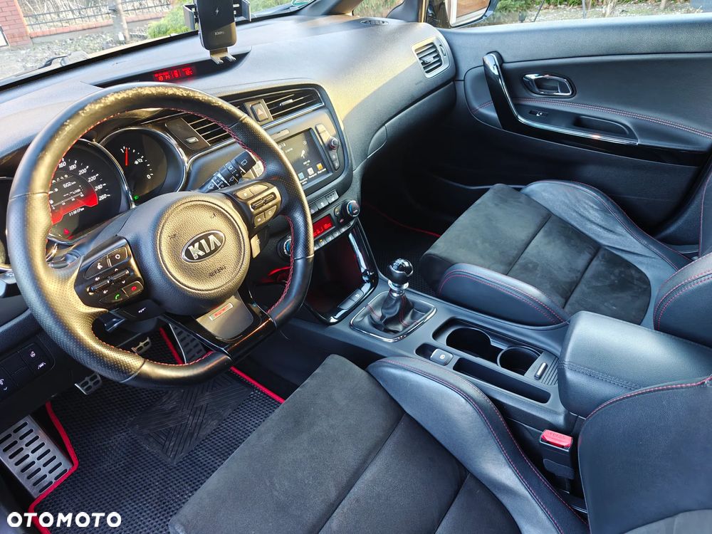 Kia Ceed 1.6 T-GDI GT - 10