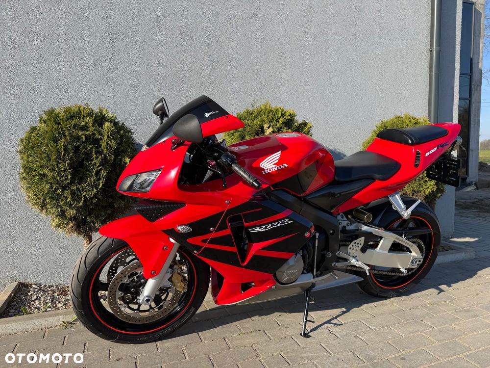 Honda CBR - 6