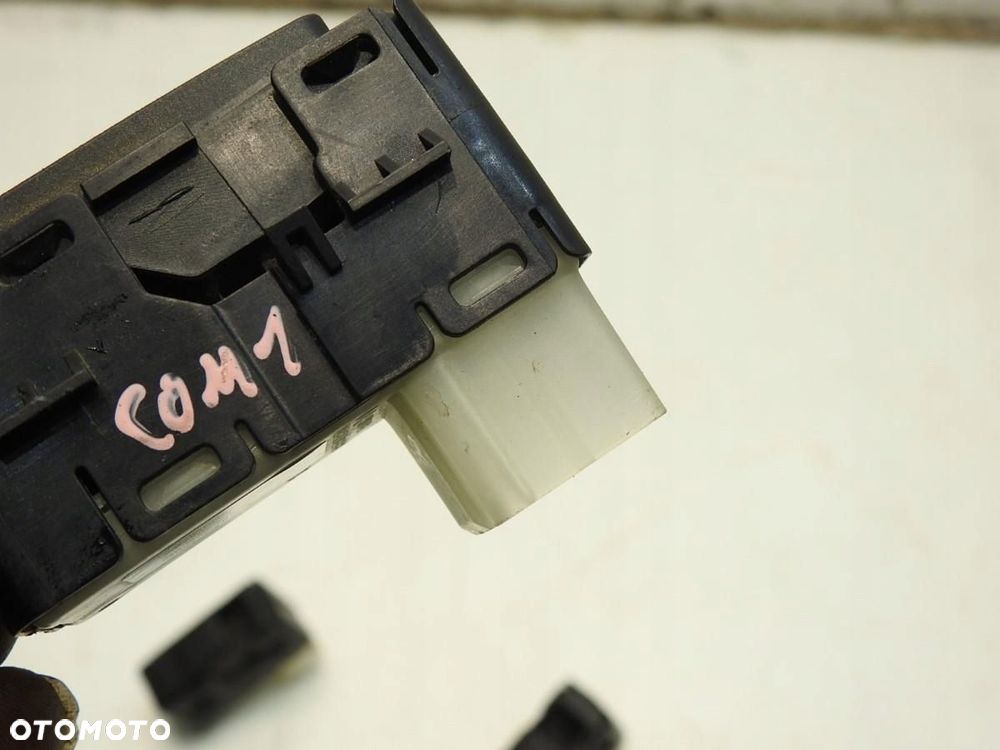 PRZEŁĄCZNIK SZYBY JEEP COMPASS I 56040693AD - 2