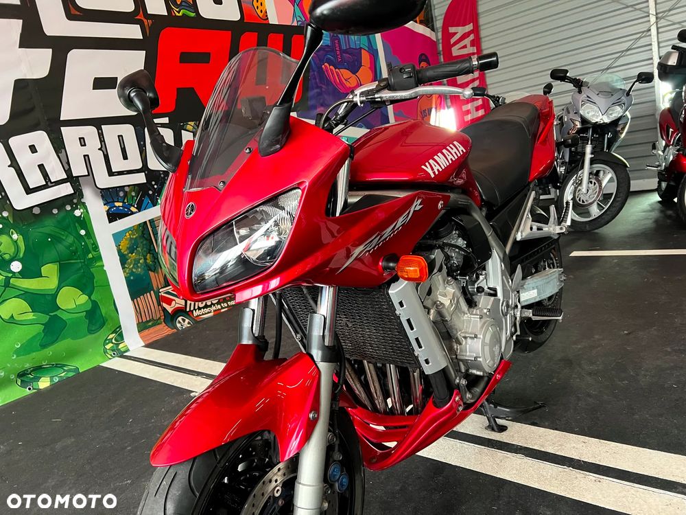 Yamaha FZS - 13