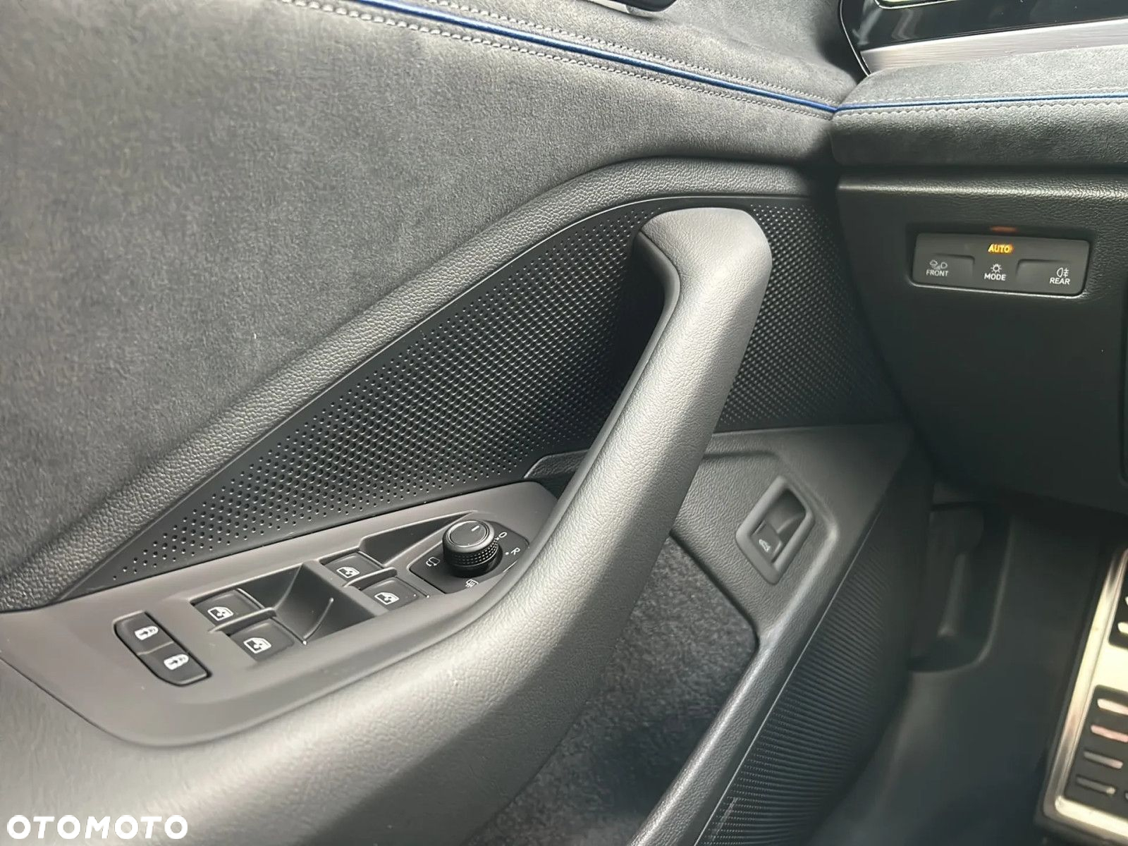 Volkswagen Passat - 19