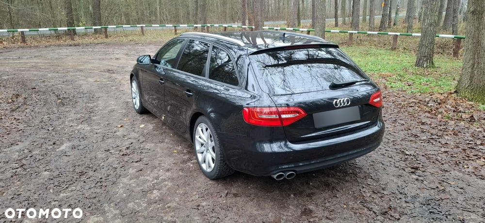 Audi A4 Avant 2.0 TDI - 9