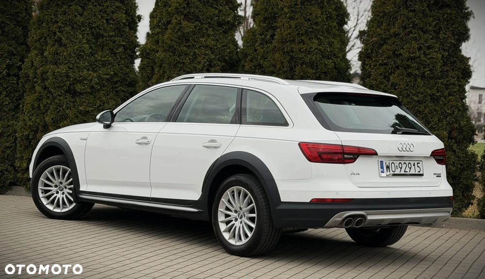 Audi A4 Allroad - 24