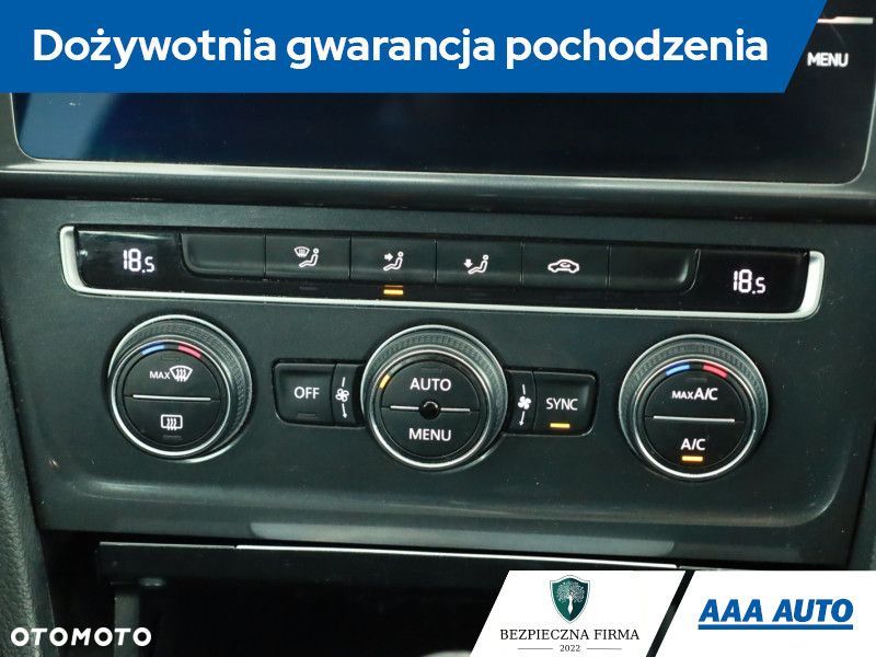 Volkswagen Golf Variant - 12