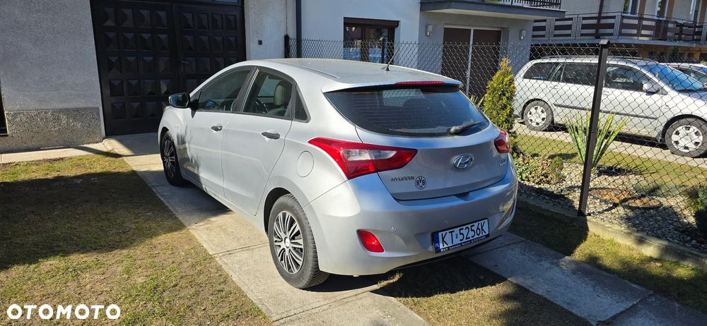 Hyundai i30 1.4 CRDi Advantage - 6