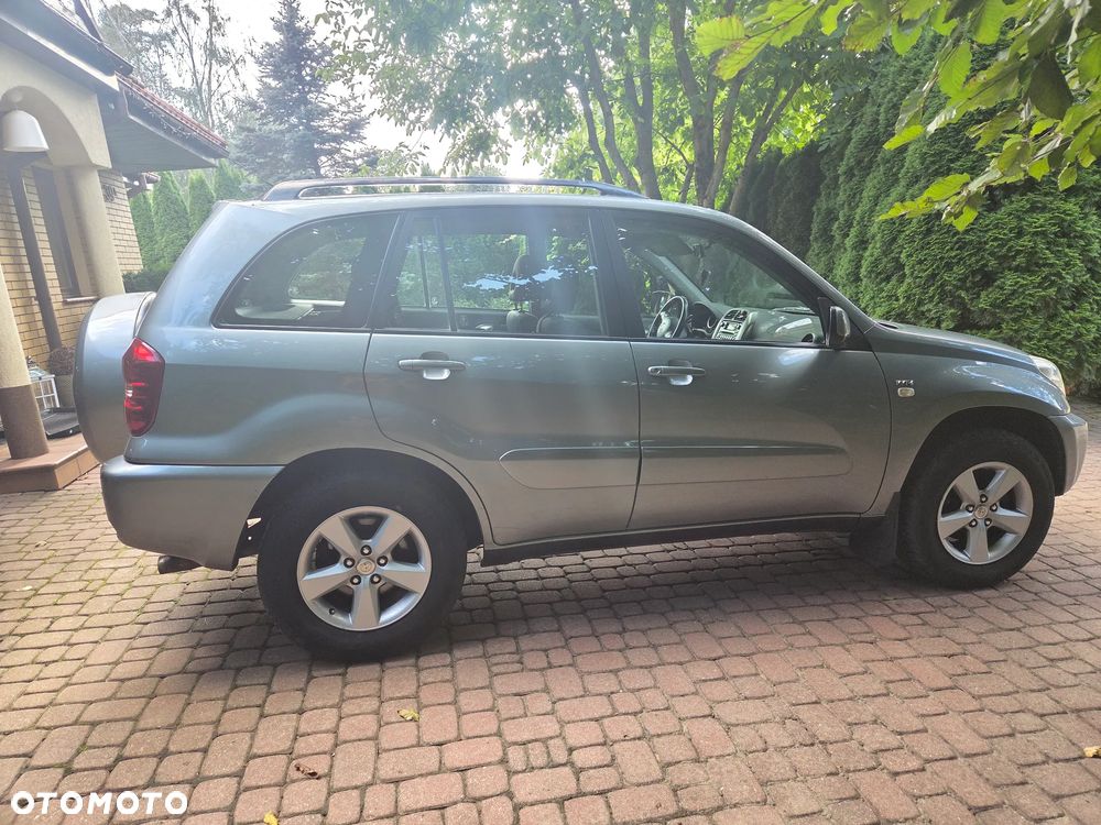 Toyota RAV4 4x2 - 6