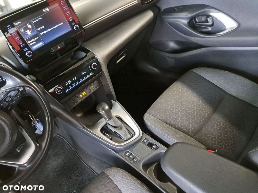 Toyota Yaris Cross Hybrid 1.5 Comfort - 29