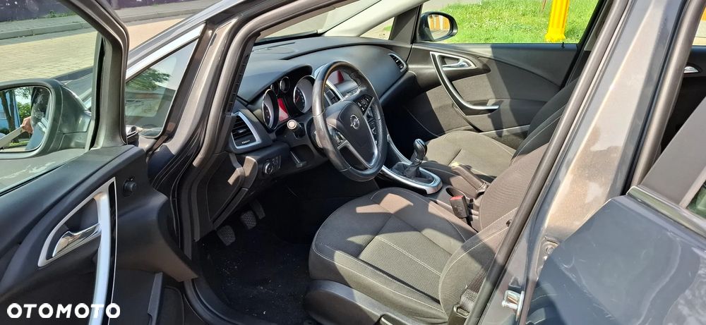 Opel Astra - 10