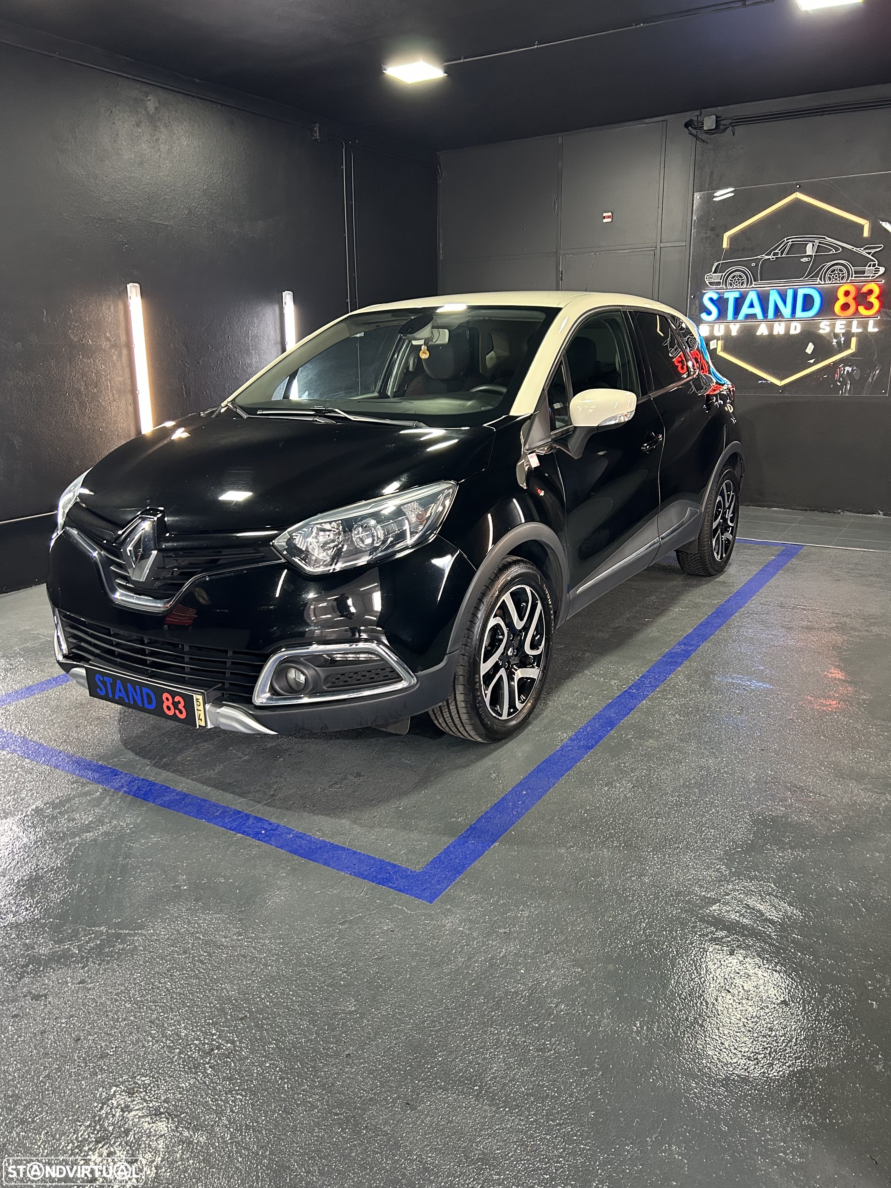 Renault Captur 1.5 dCi Helly Hansen - 1