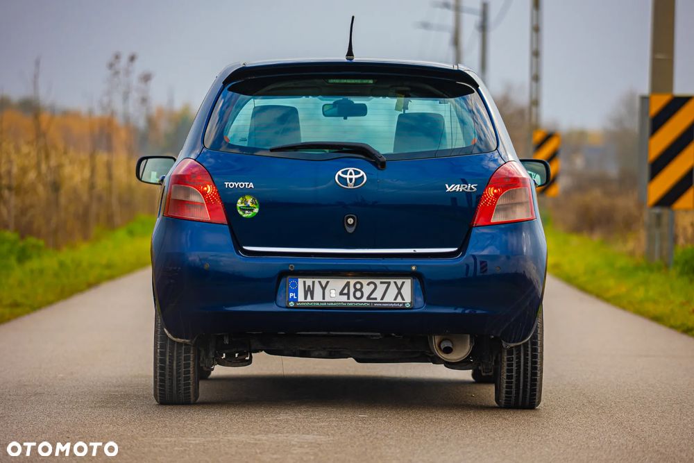 Toyota Yaris - 6