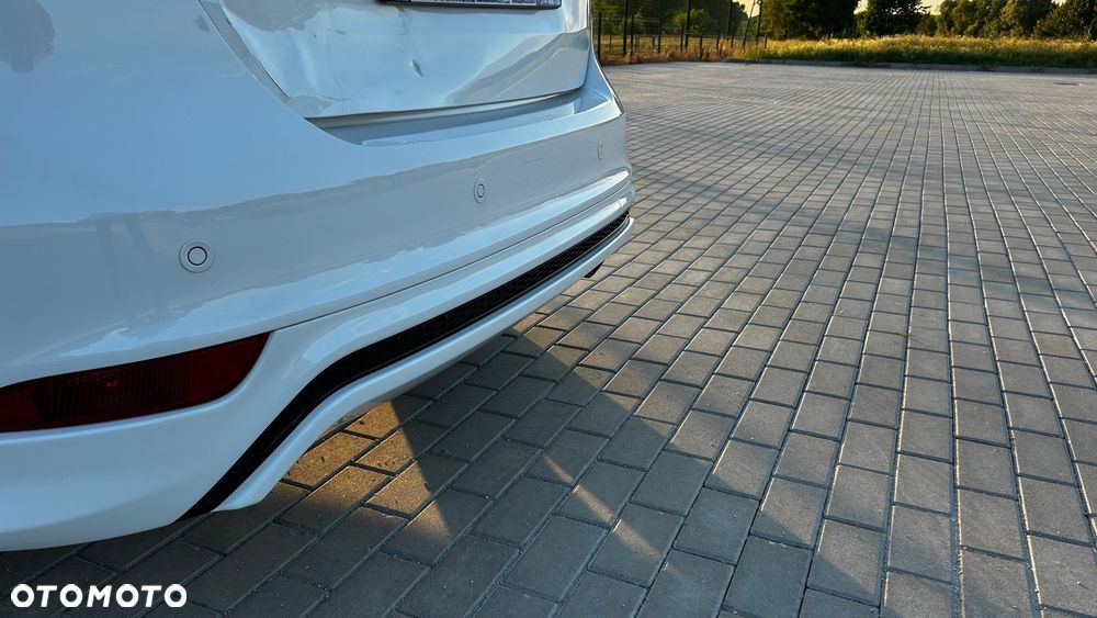Ford Focus 1.5 EcoBoost ST-Line - 17