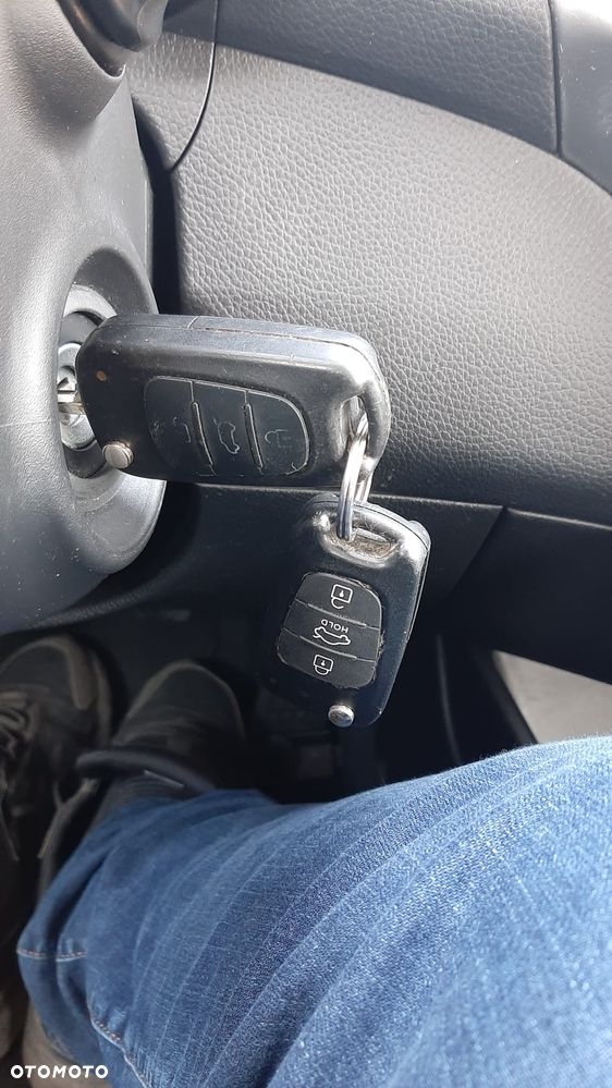 Hyundai i30 1.4 Trend - 23