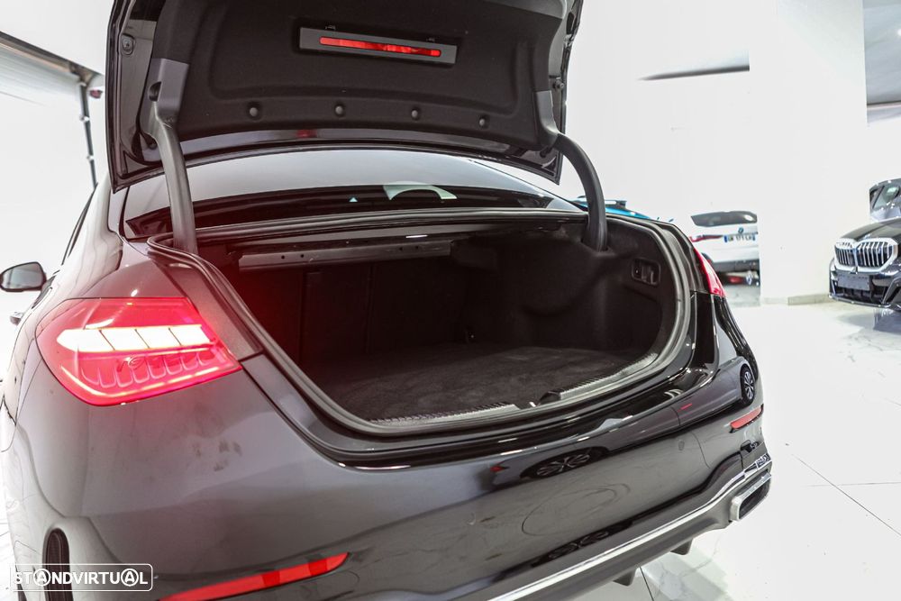 Mercedes-Benz C 300 de AMG Line - 10