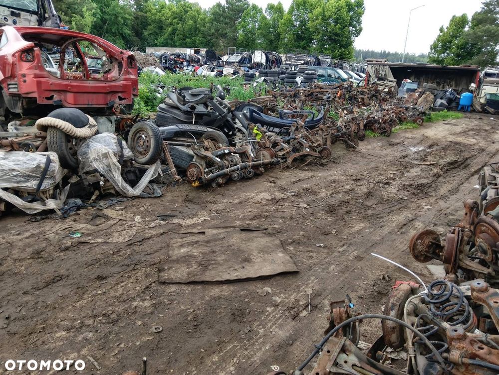 KOMPLETNE ZAWIESZENIE BELKA SANKI TYŁ QUATTRO DYFER WAŁ AUDI A4 B6 2.5 TDI - 9