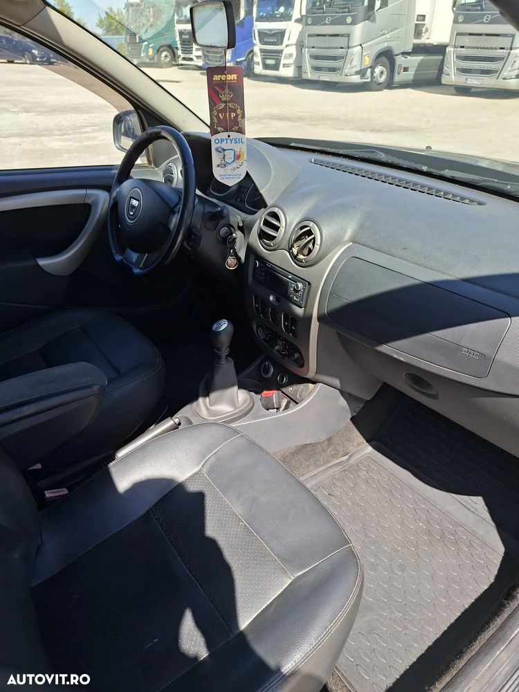 Dacia Duster 1.5 dCi 4x4 Prestige - 6