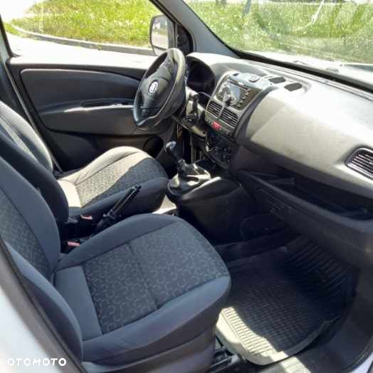 Fiat DOBLO - 11