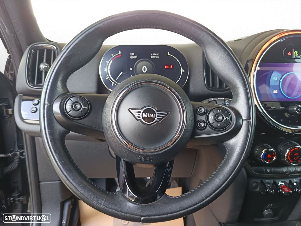 MINI Countryman One D Northwood Edition - 11