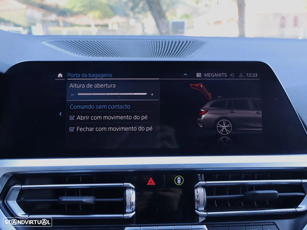 BMW 330 e Pack M Auto - 28