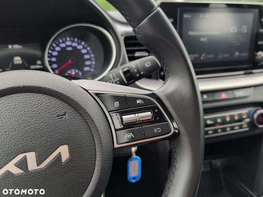 Kia Ceed 1.5 T-GDI M - 25