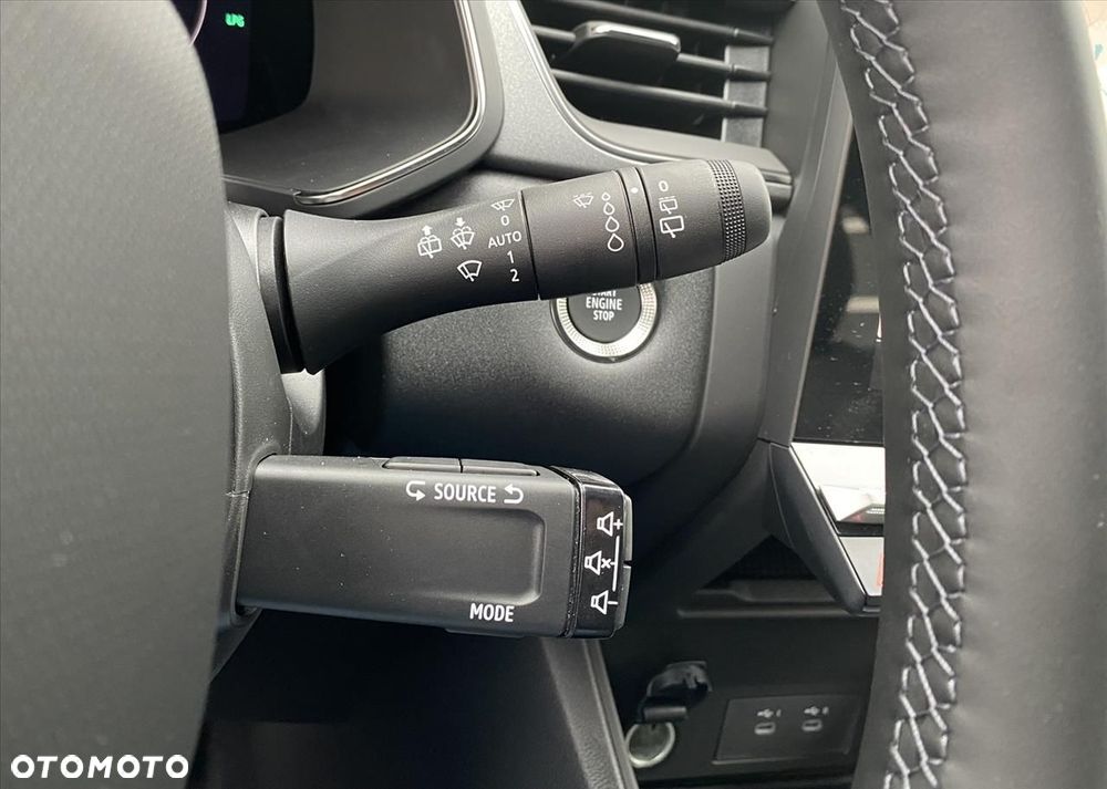 Renault Captur - 16