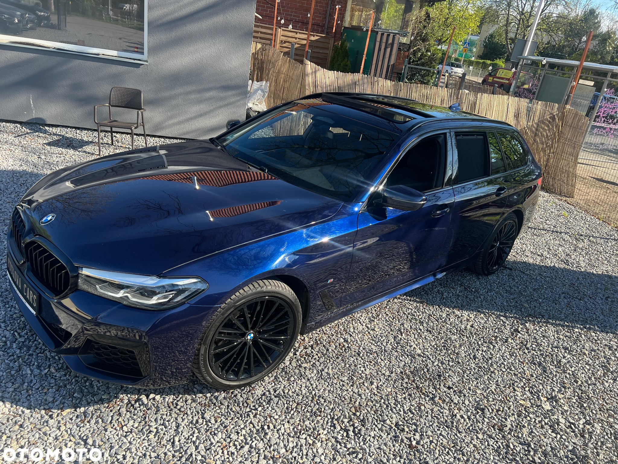 BMW Seria 5 520d xDrive Touring M Sport Edition - 2