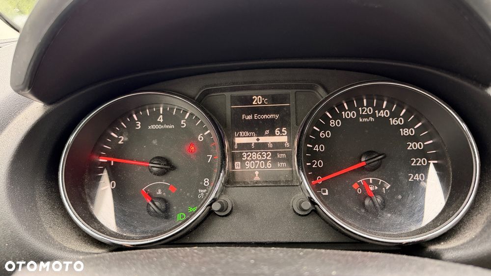 Nissan Qashqai 2.0 360 - 10