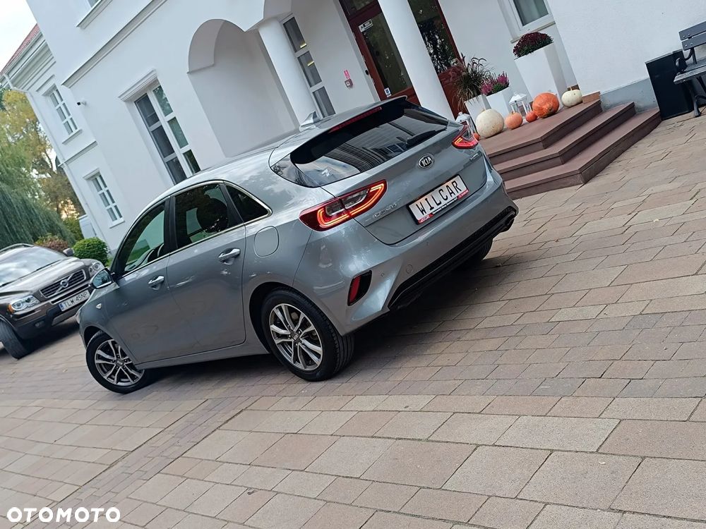 Kia Ceed 1.6 CRDi 136 ISG Spirit - 39