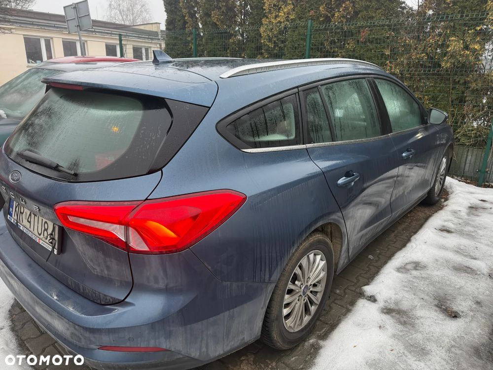 Ford Focus SW 1.5 EcoBlue Titanium - 5