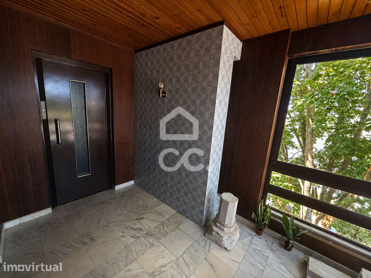 Penthouse única , terraço panorâmico e vista para o Mosteiro de Alcoba - Grande imagem: 5/39