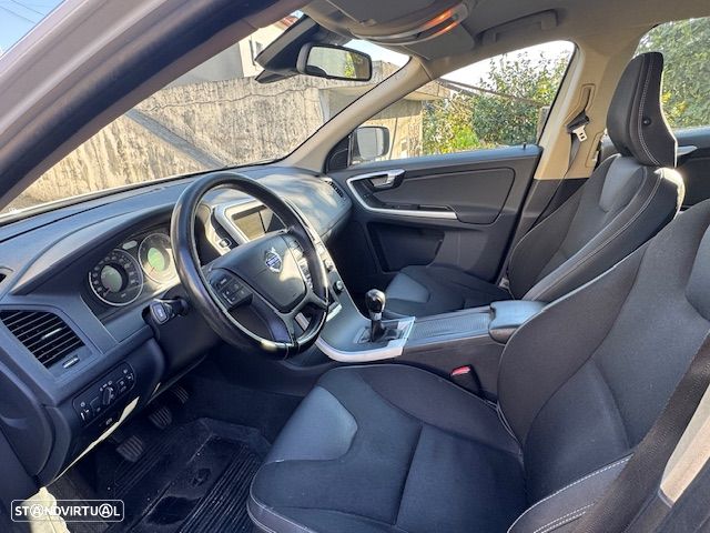 Volvo XC 60 2.0 D3 Drive - 6