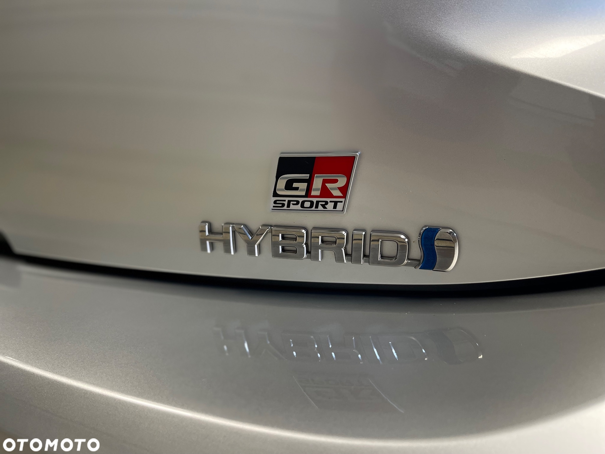 Toyota Corolla 2.0 Hybrid GR Sport Dynamic - 35