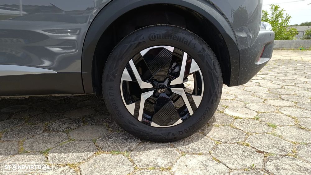 Peugeot 2008 1.2 Hybrid Allure e-DCS6 - 11