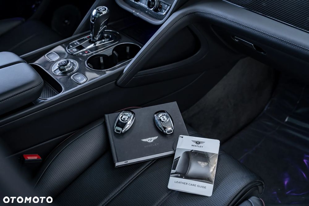 Bentley Bentayga Hybrid - 40