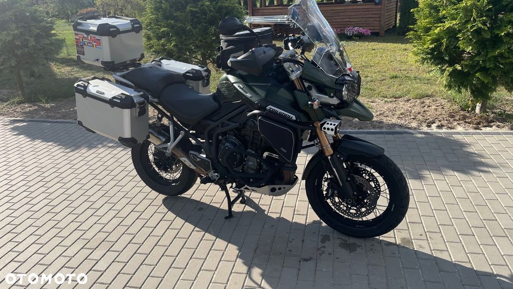 Triumph Tiger - 1