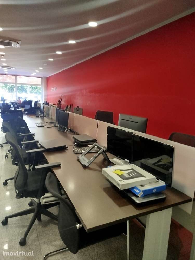 Escritório Premium com Garagem e Montra – Centro de Lisboa - Grande imagem: 5/27