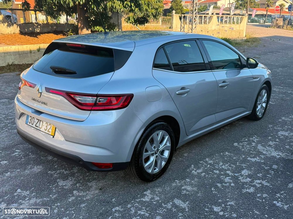 Renault Mégane 1.5 Blue dCi Limited - 4
