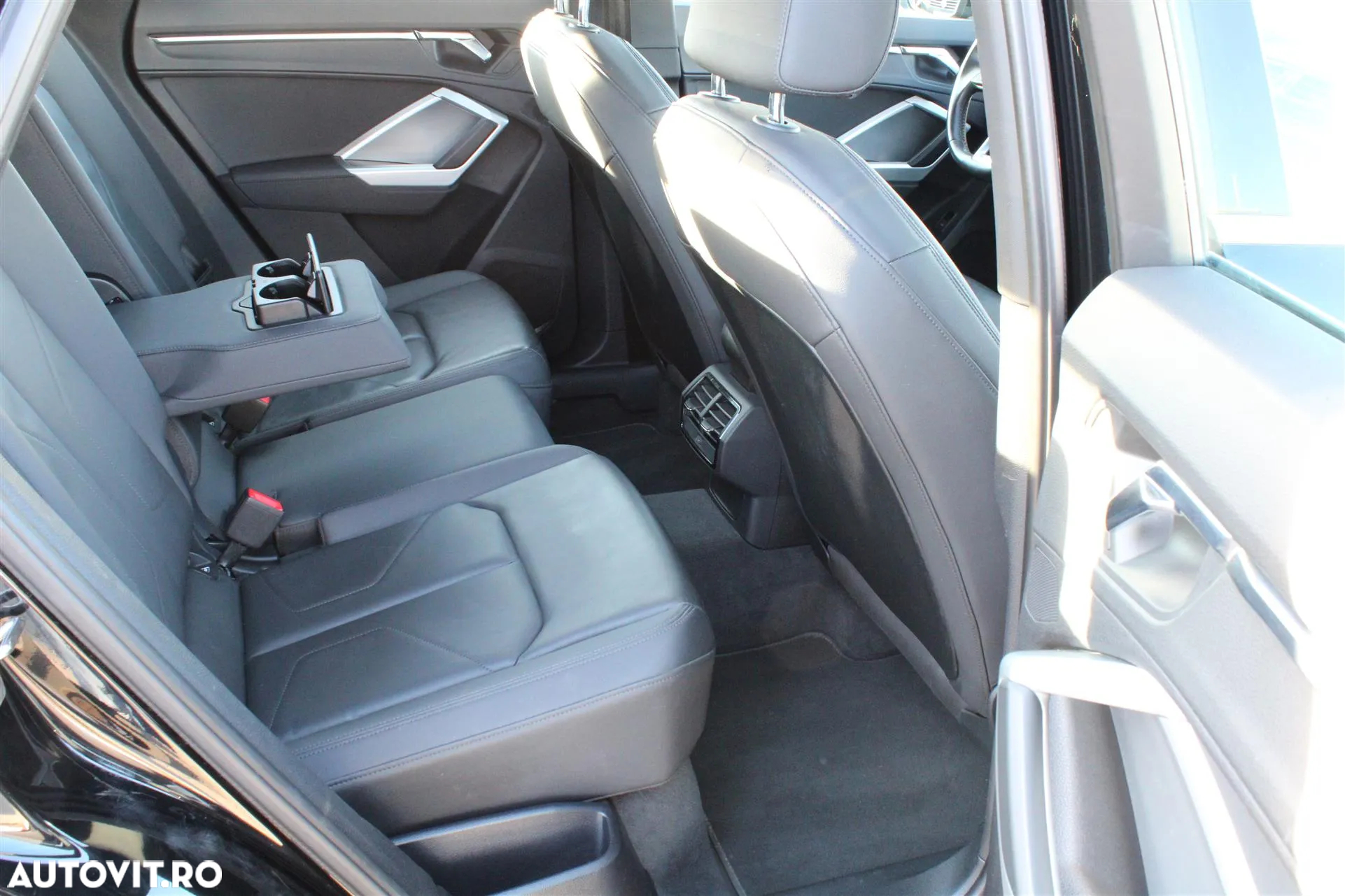 Audi Q3 40 TFSI quattro S tronic S line - 12