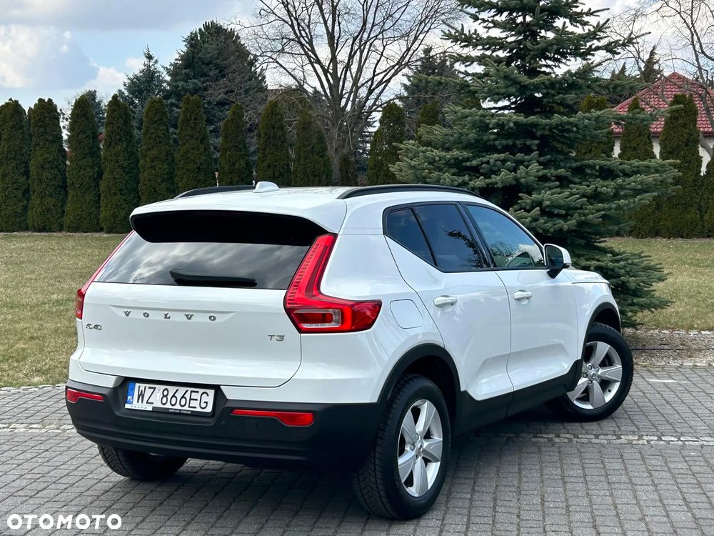 Volvo XC 40 T3 Momentum Pro - 10