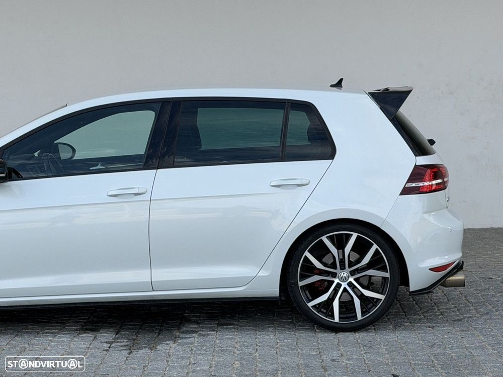 VW Golf 2.0 TSi GTi DSG - 14